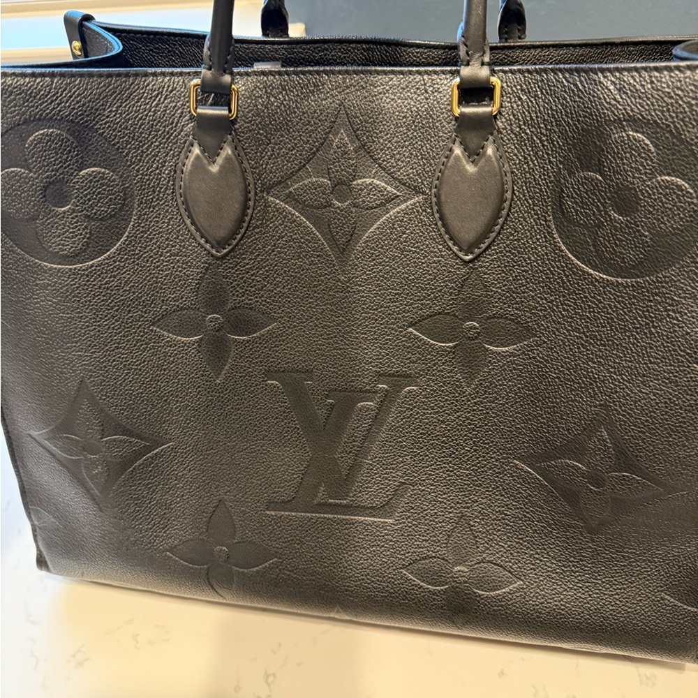 Louis Vuitton Black Monogram Tote